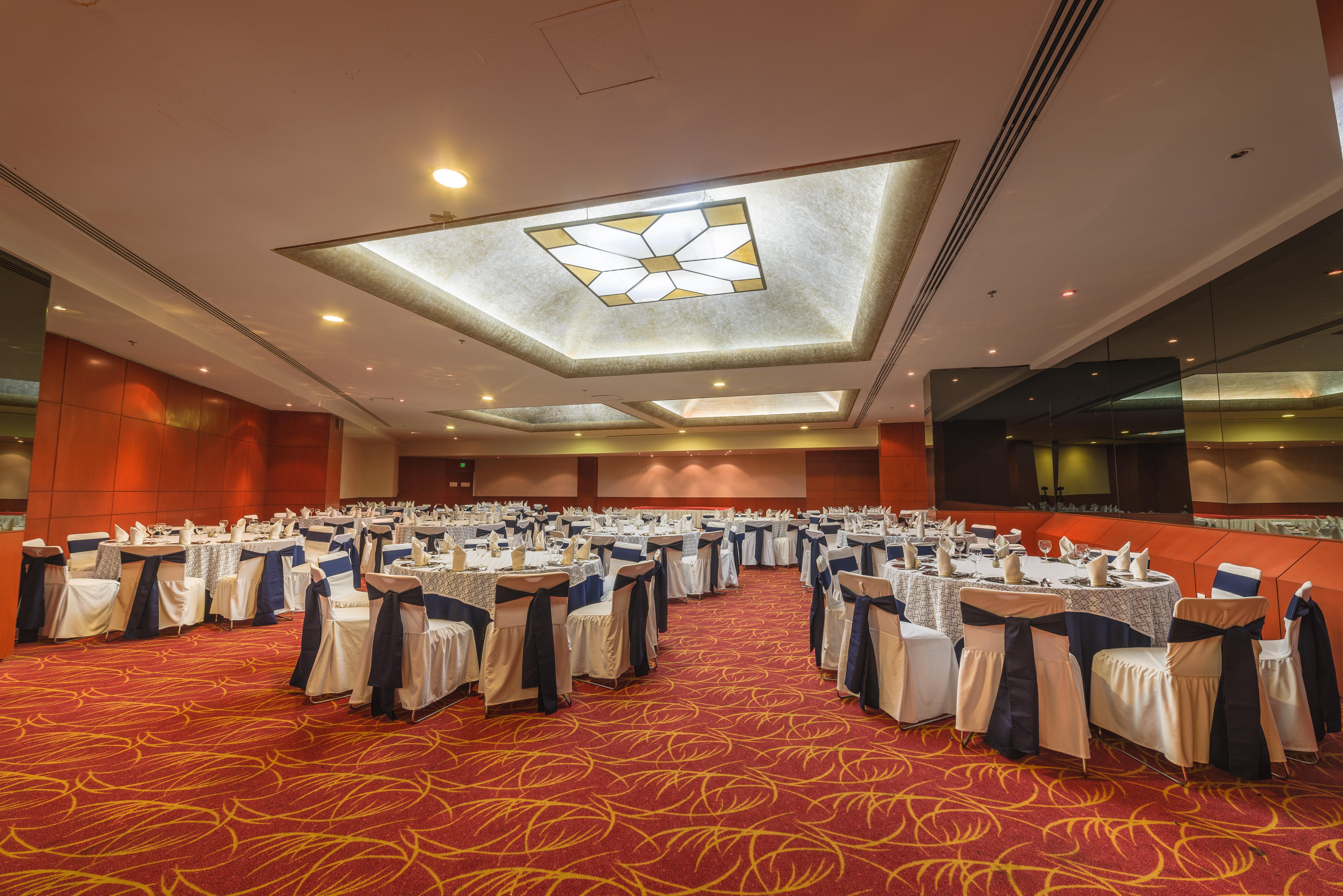 Holiday Inn Guadalajara Select By Ihg Екстер'єр фото