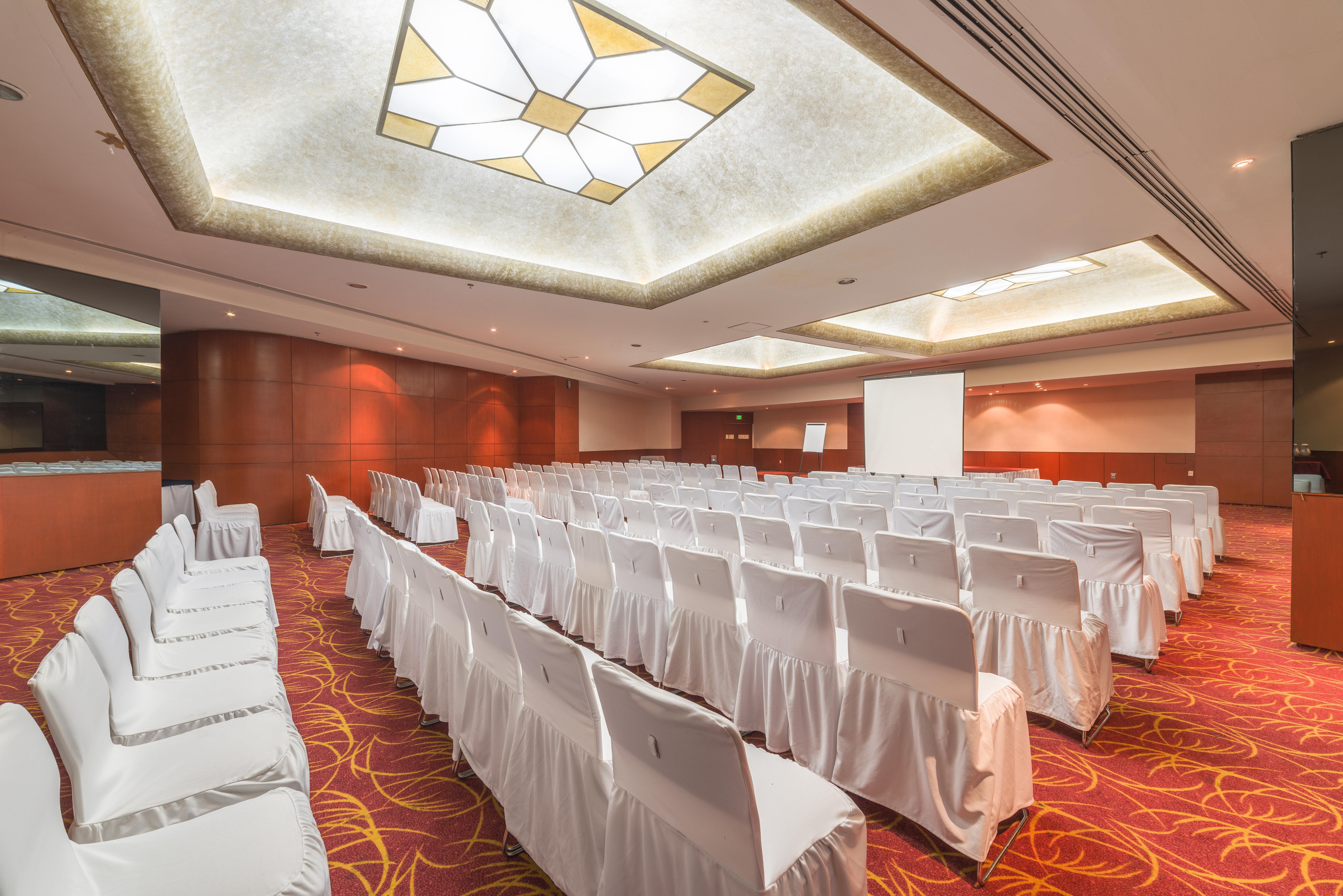 Holiday Inn Guadalajara Select By Ihg Екстер'єр фото