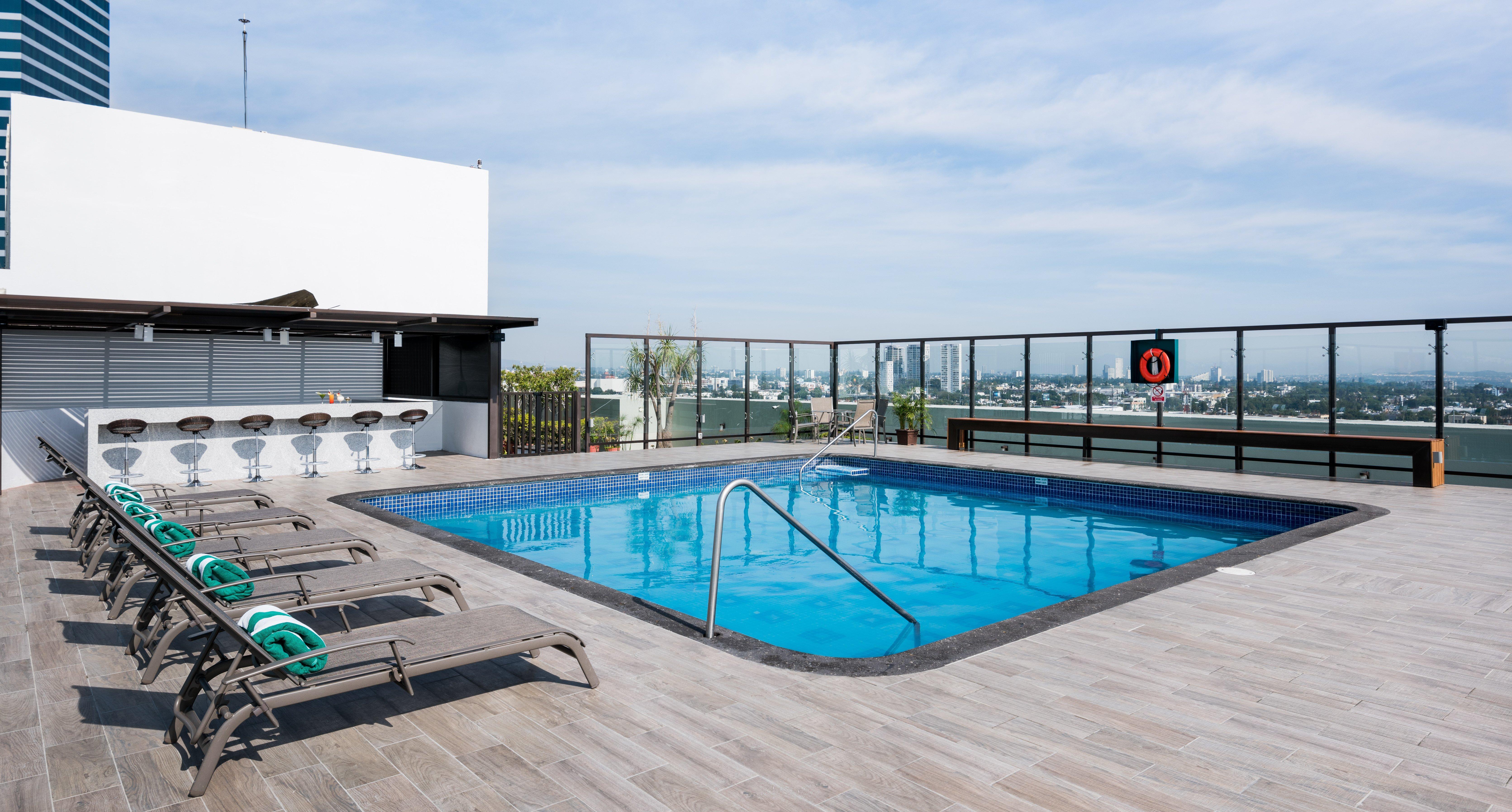 Holiday Inn Guadalajara Select By Ihg Екстер'єр фото