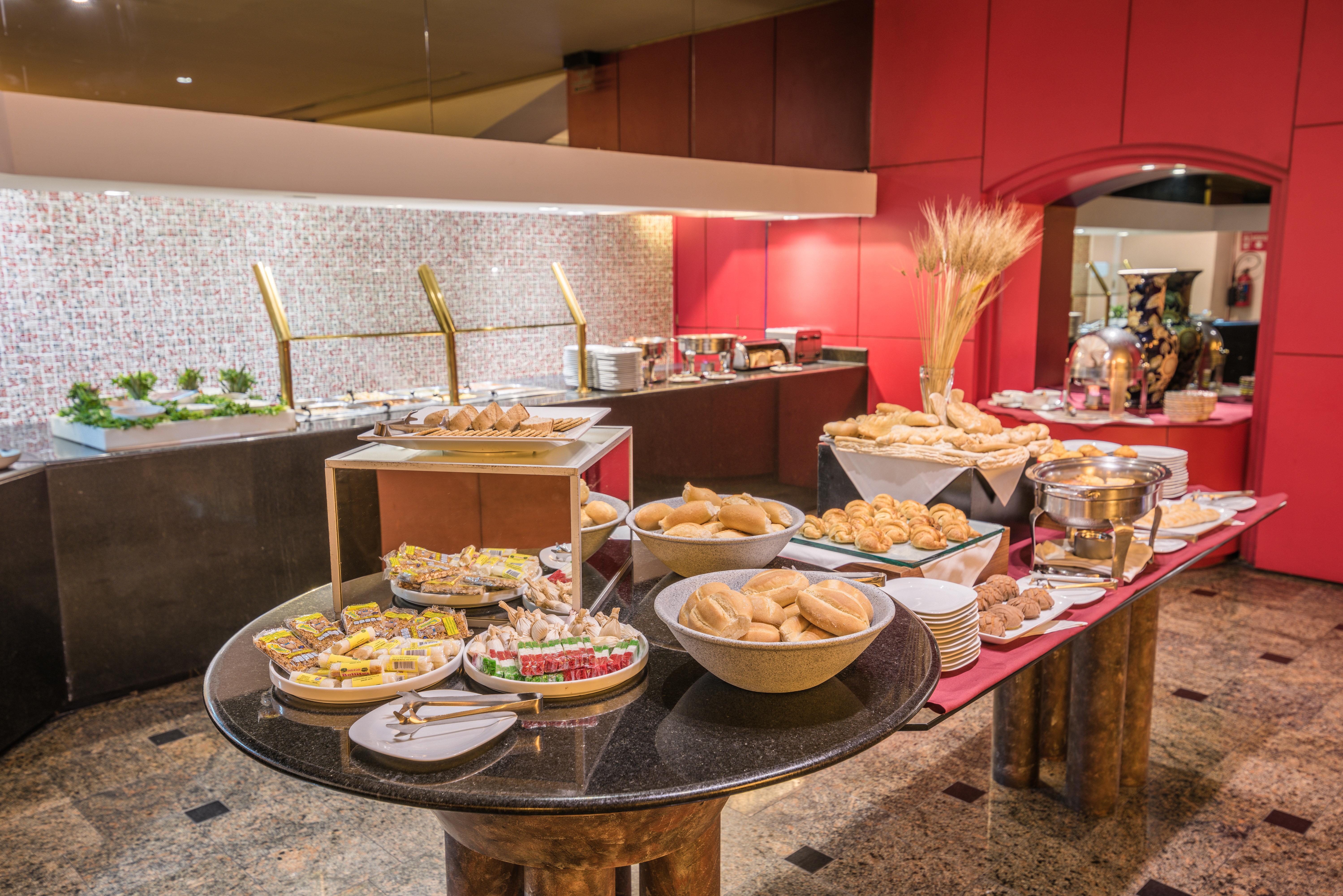 Holiday Inn Guadalajara Select By Ihg Екстер'єр фото