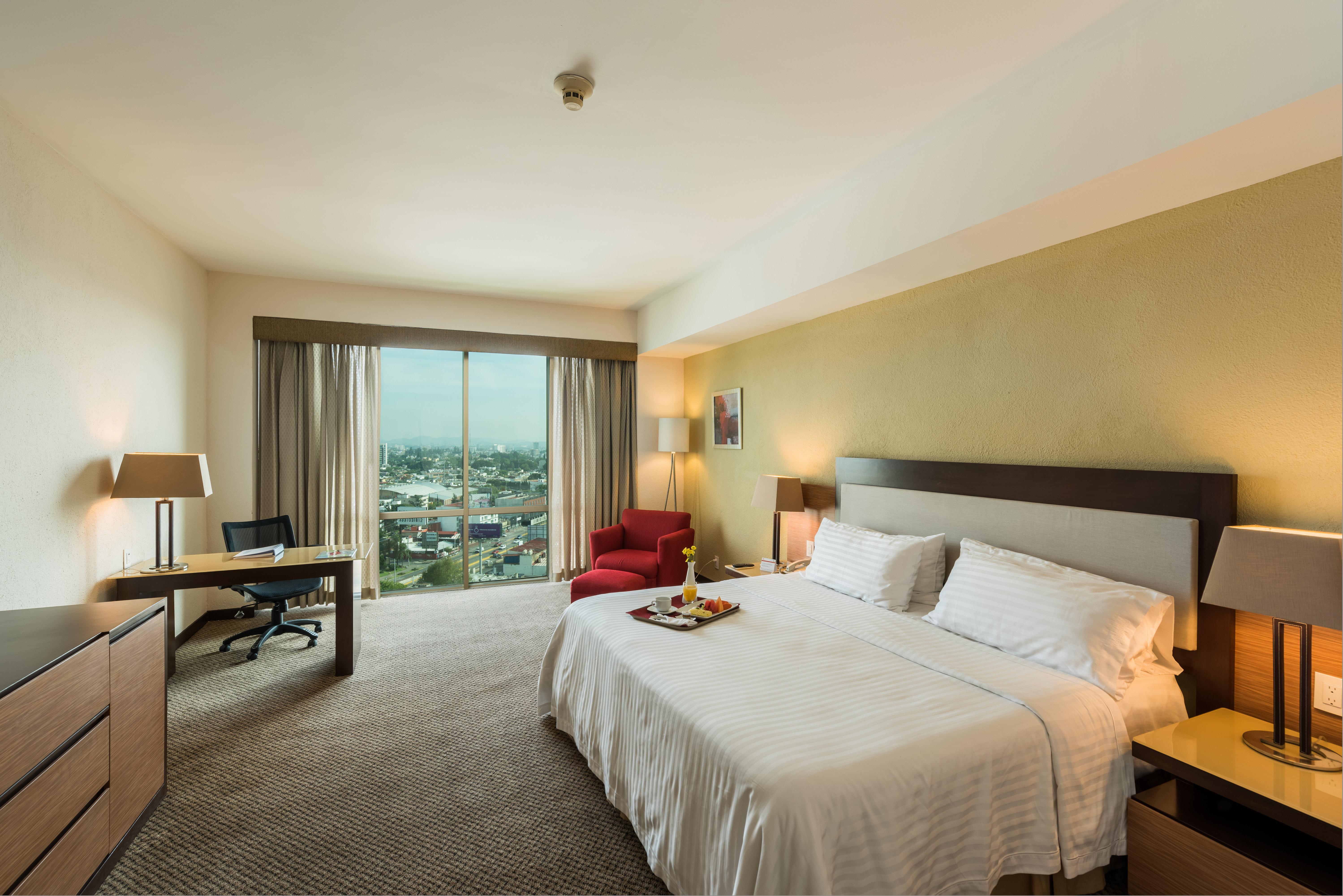 Holiday Inn Guadalajara Select By Ihg Екстер'єр фото