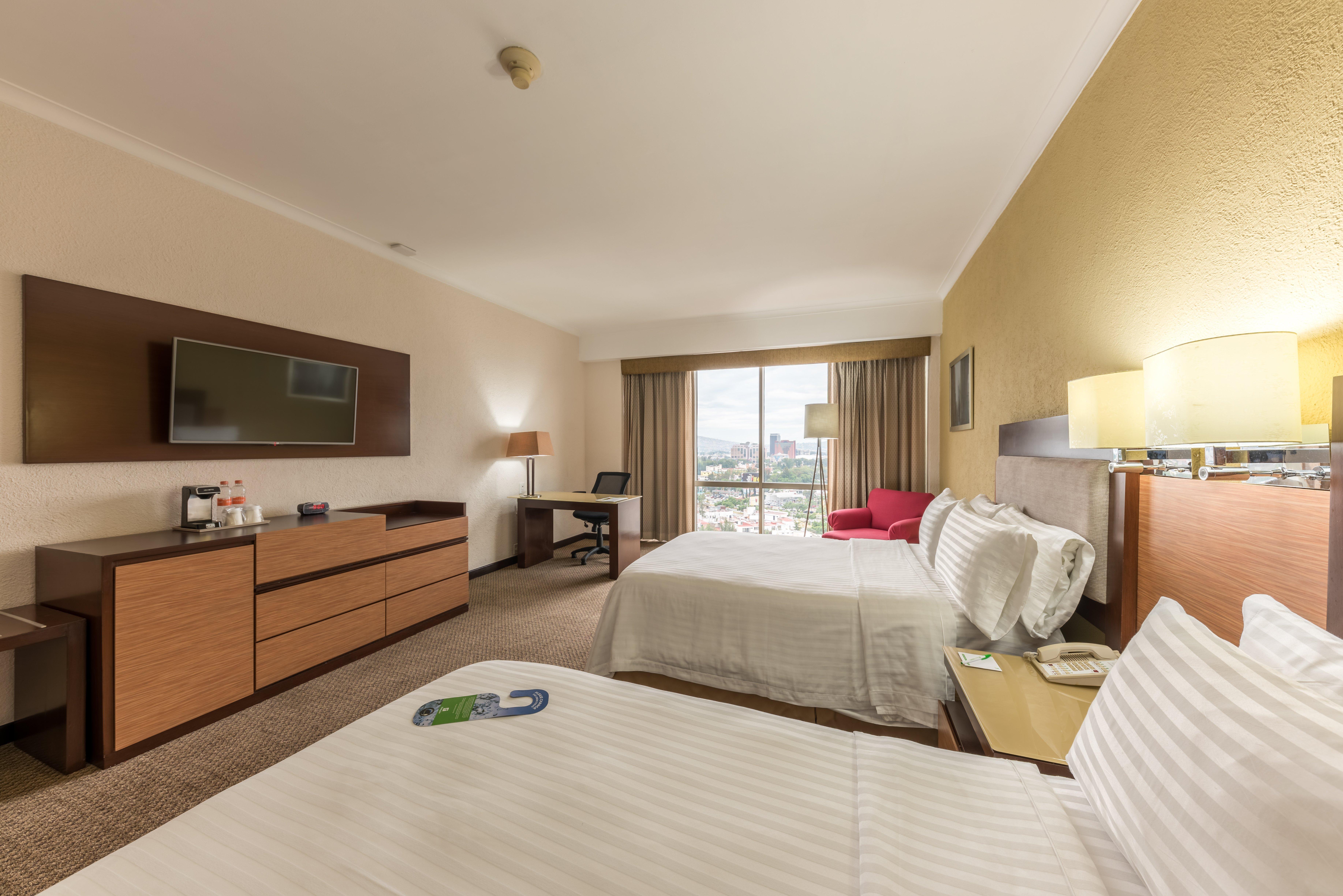 Holiday Inn Guadalajara Select By Ihg Екстер'єр фото