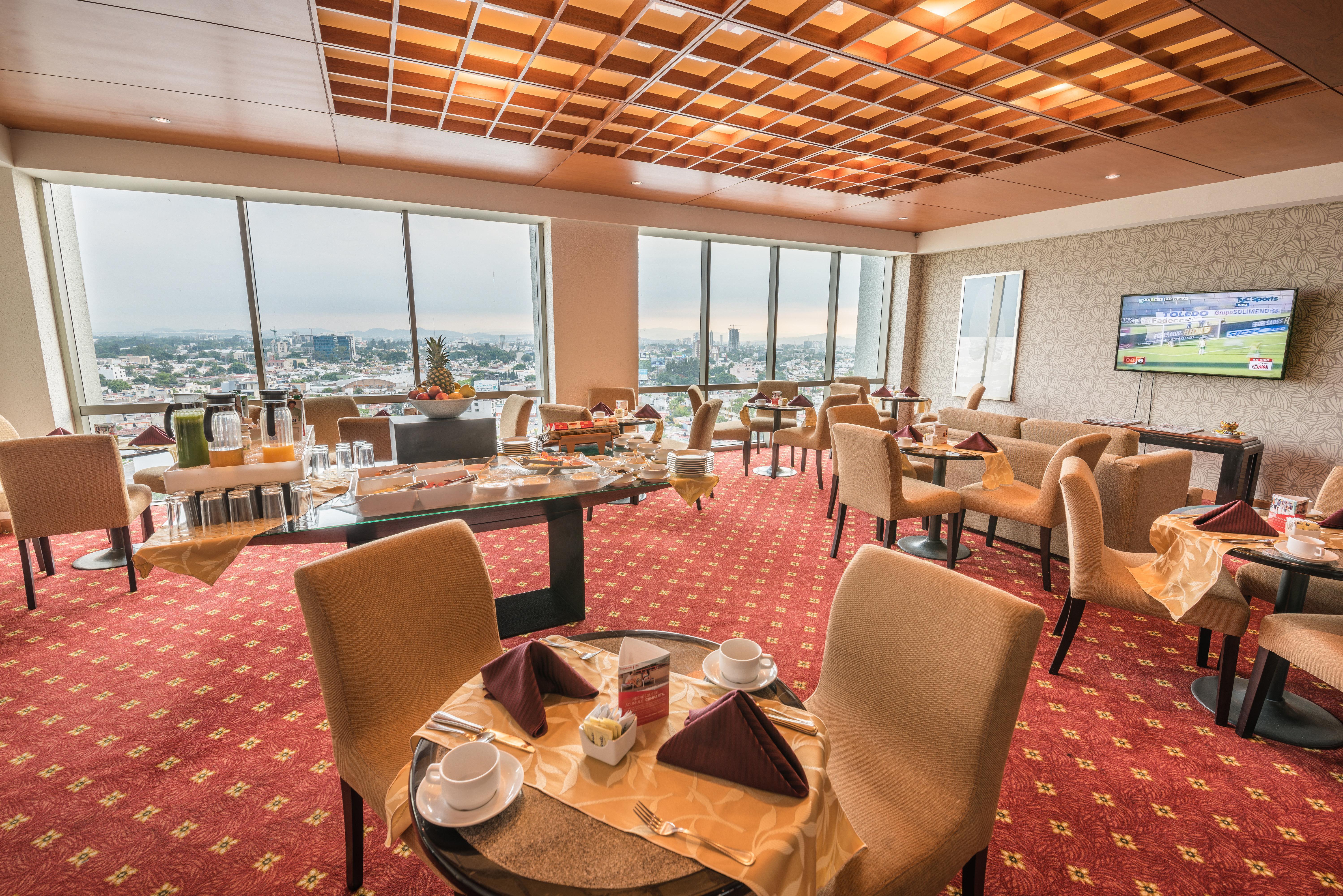 Holiday Inn Guadalajara Select By Ihg Екстер'єр фото