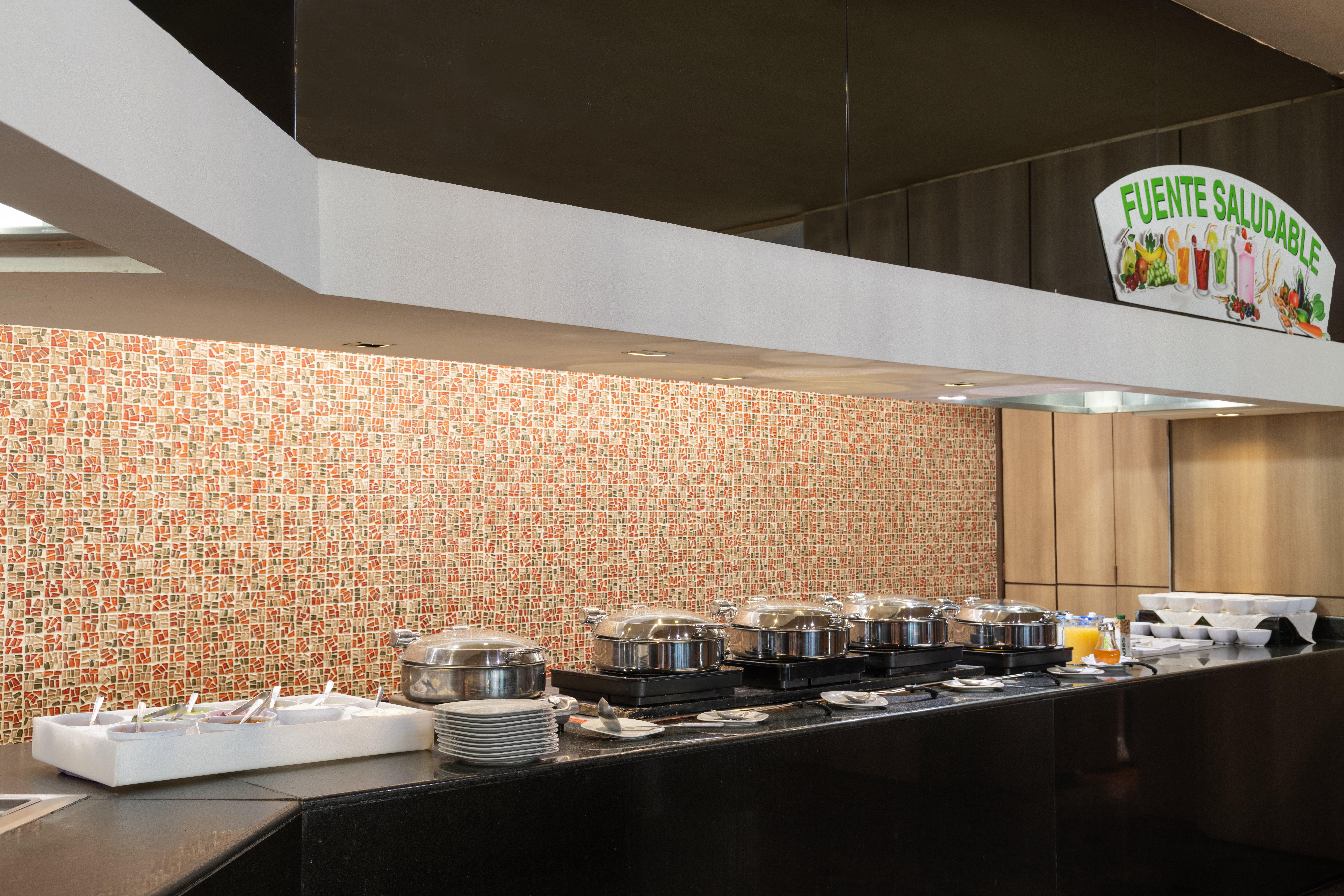 Holiday Inn Guadalajara Select By Ihg Екстер'єр фото