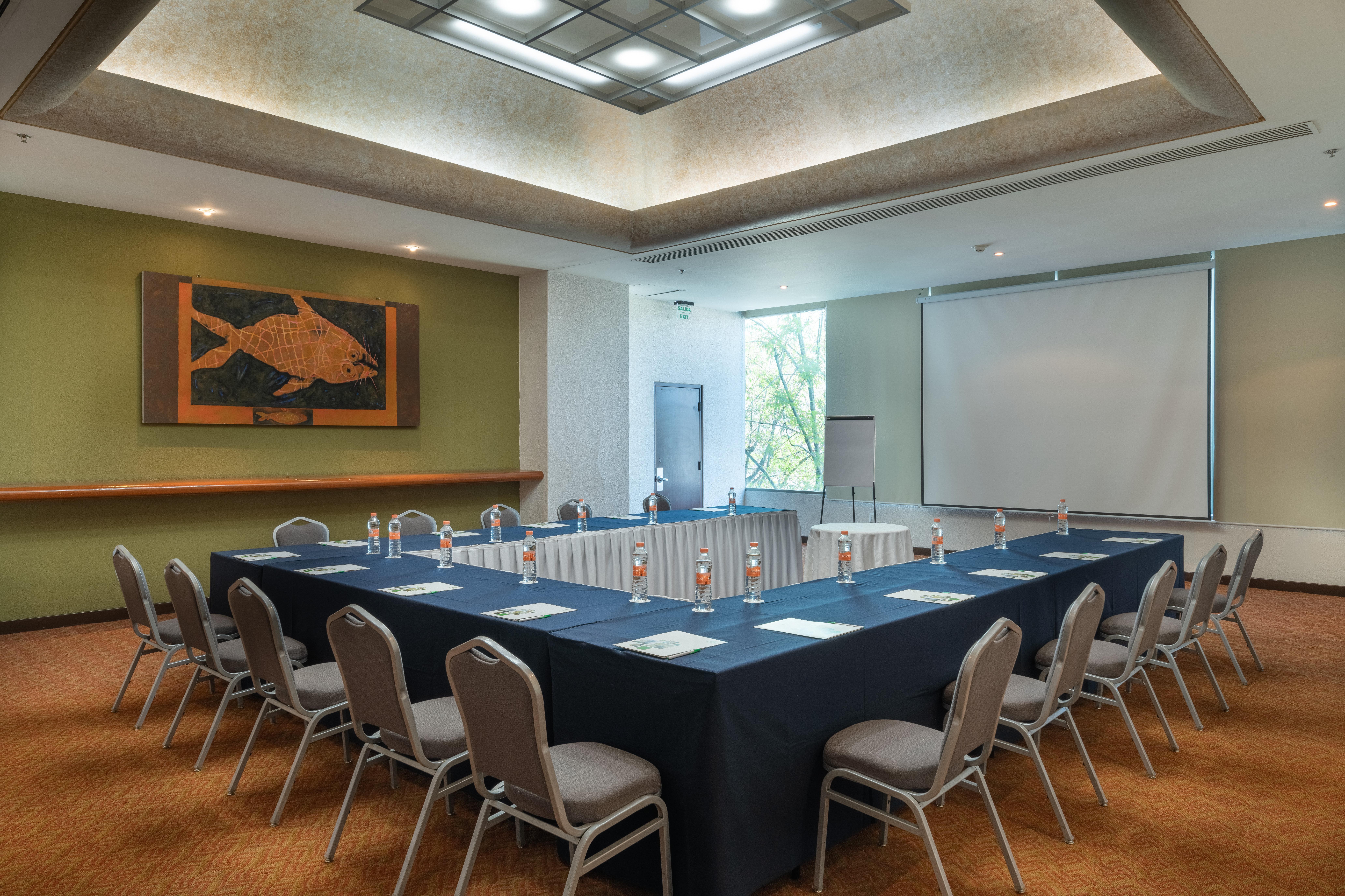 Holiday Inn Guadalajara Select By Ihg Екстер'єр фото
